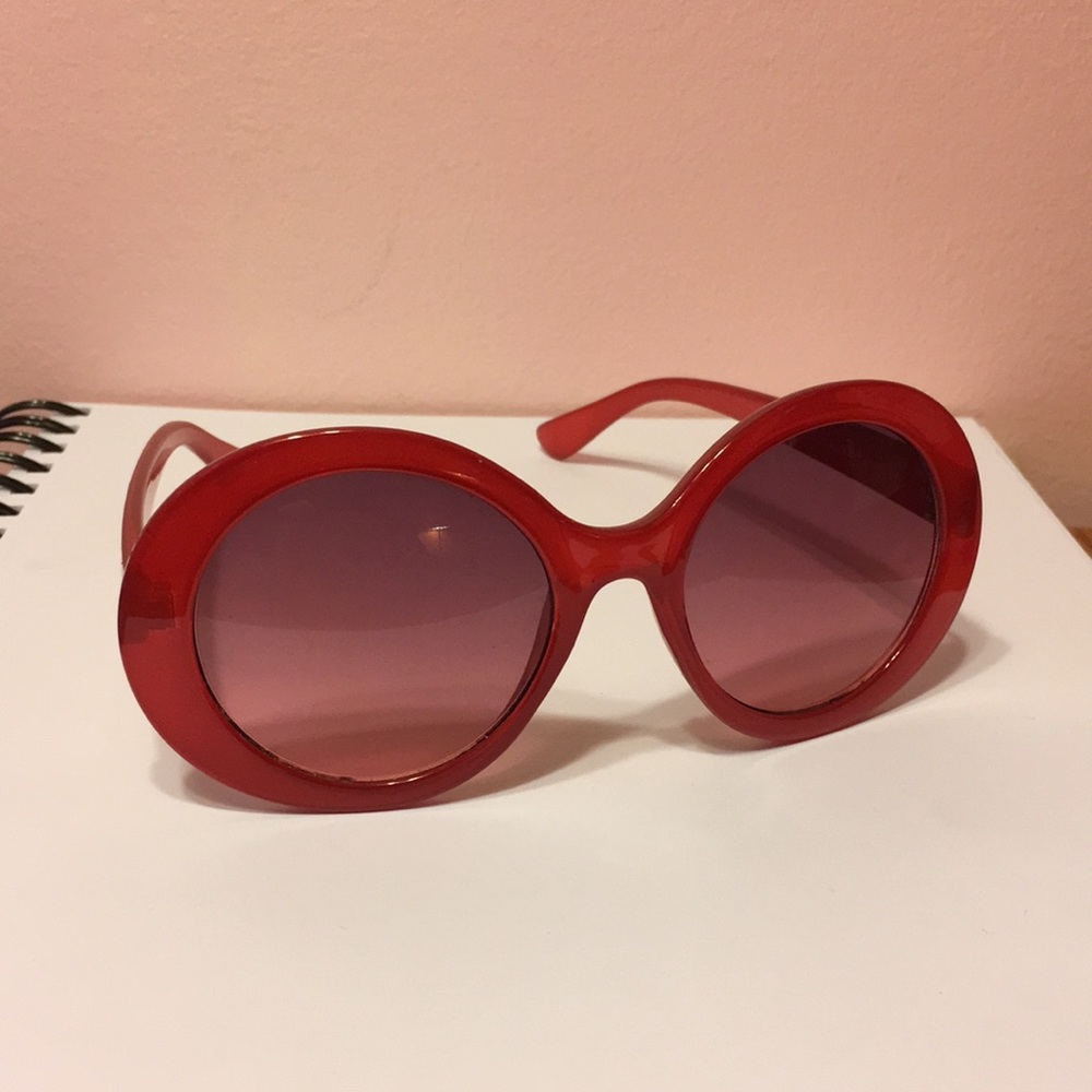 Steve Madden bug-eye sunglasses